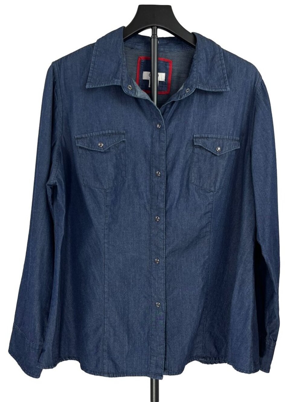 Cato Woman Plus Size 18/20W Blue Chambray Denim Button Front Shirt